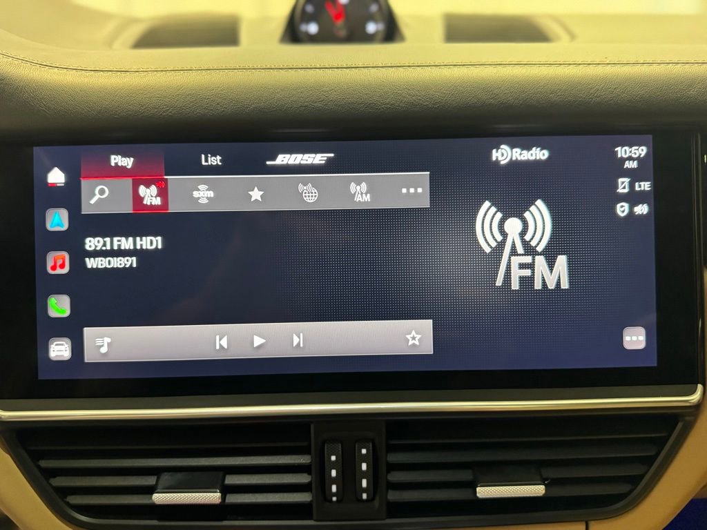 Certified 2023 Porsche Cayenne Platinum Edition image 23