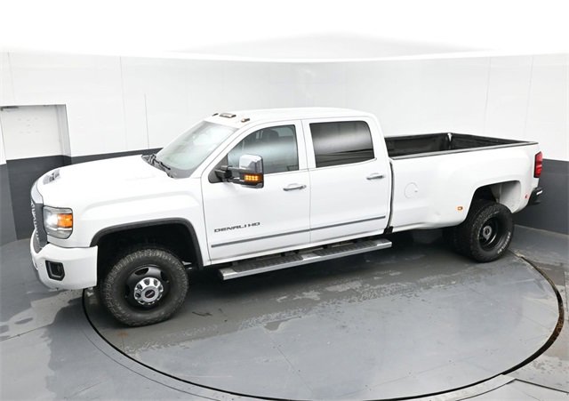 Used 2018 GMC Sierra 3500 Denali w/ Duramax Plus Package image 36