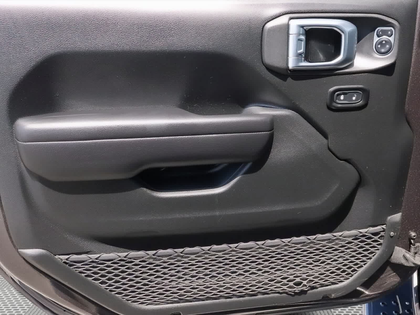 Used 2021 Jeep Wrangler Unlimited Sport AWD/4WD image 29