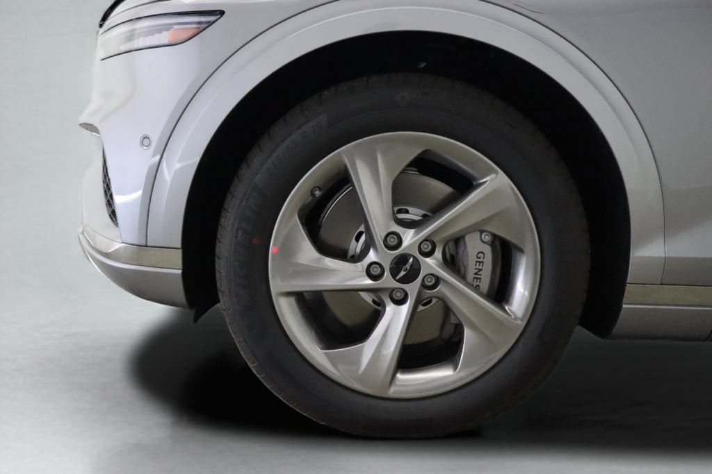 New 2026 Genesis GV70 2.5T Advanced AWD/4WD image 3
