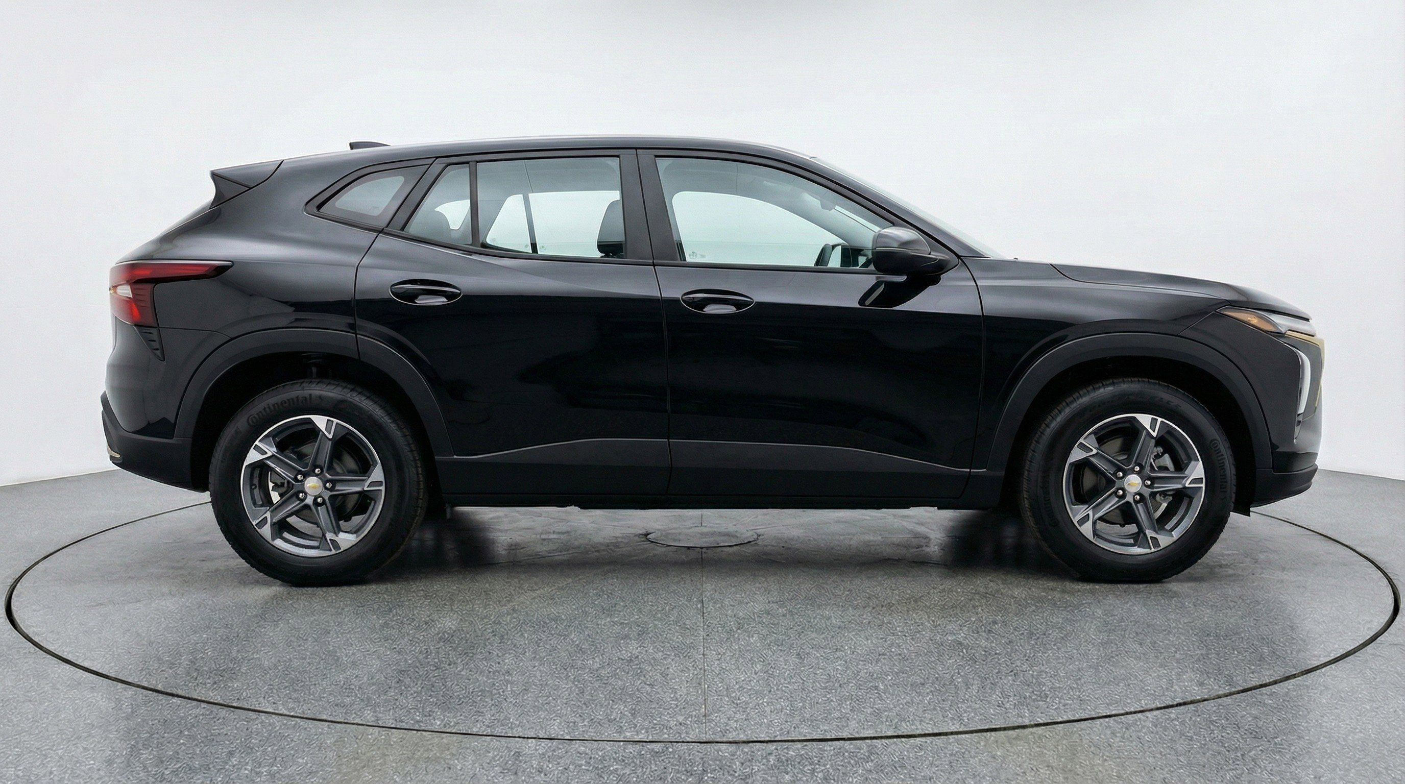 Used 2025 Chevrolet Blazer LT image 11