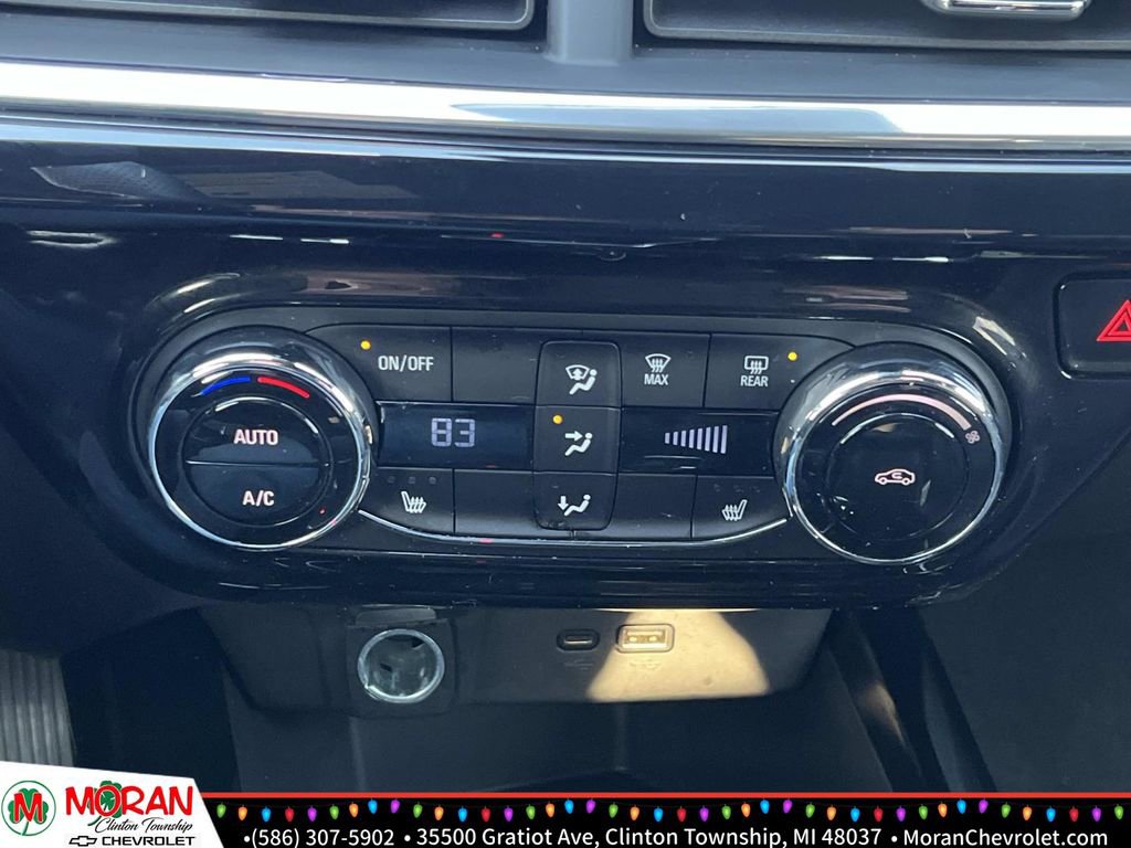 Certified 2024 Chevrolet Trax RS image 22