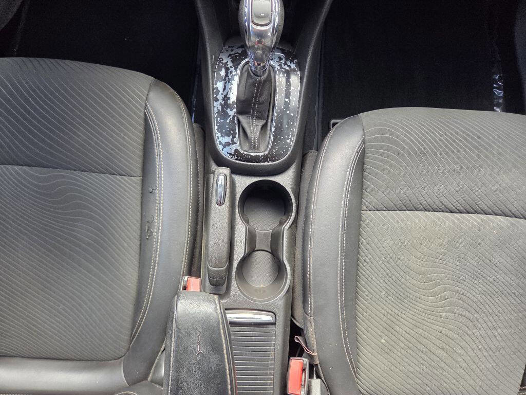 Used 2014 Buick Encore FWD image 29
