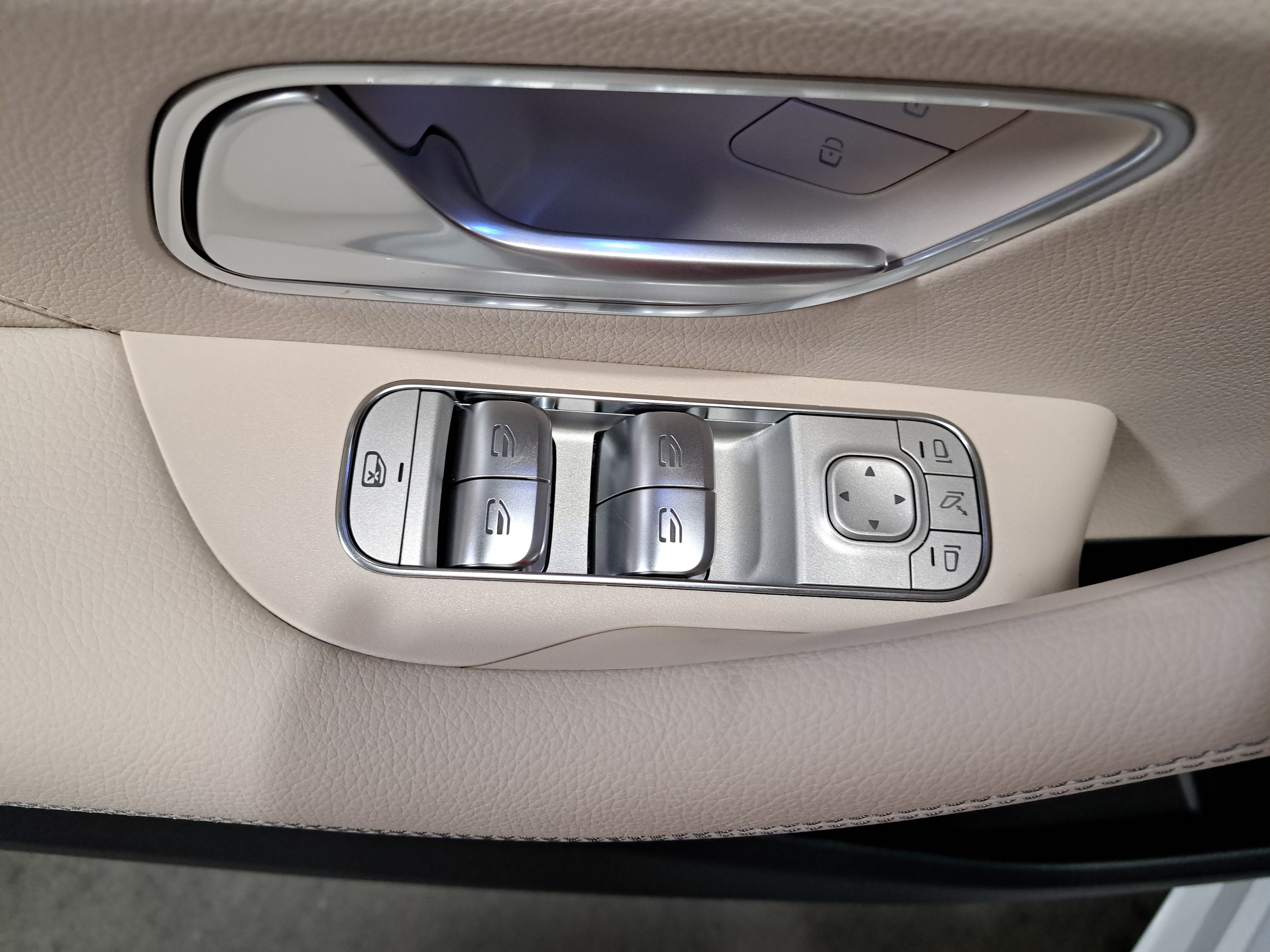 New 2026 Mercedes-Benz GLE 450 4MATIC Coupe image 28