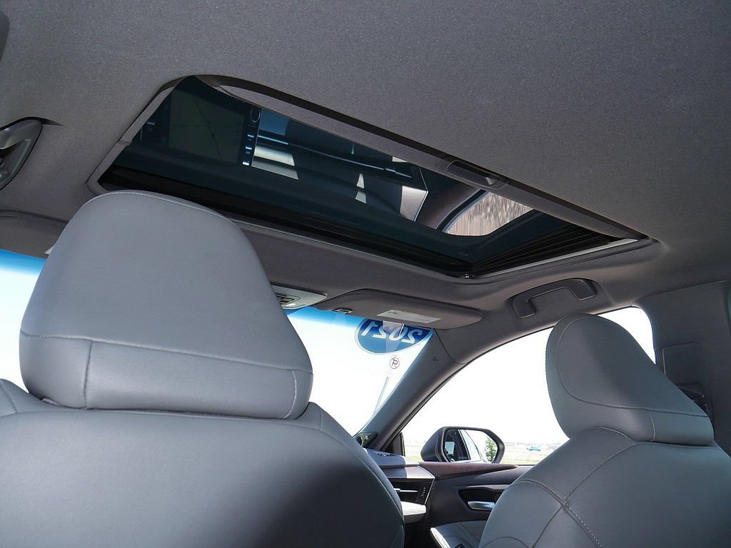 Used 2021 Toyota Avalon Limited w/ Advanced Safety Package FWD image 50