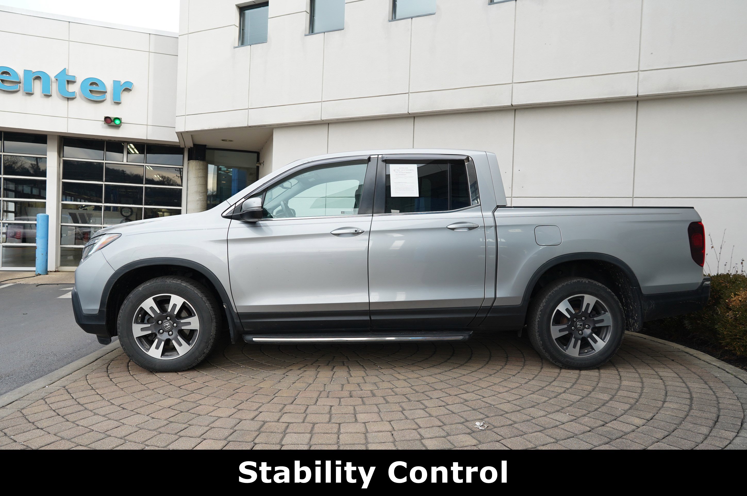 Used 2018 Honda Ridgeline RTL-T image 17
