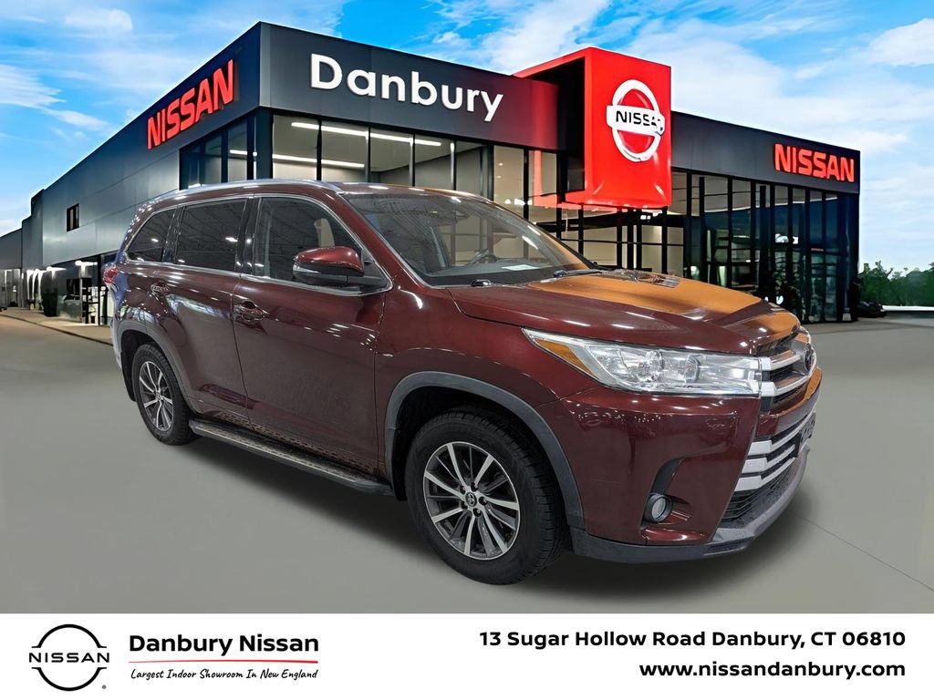 Used 2017 Toyota Highlander XLE