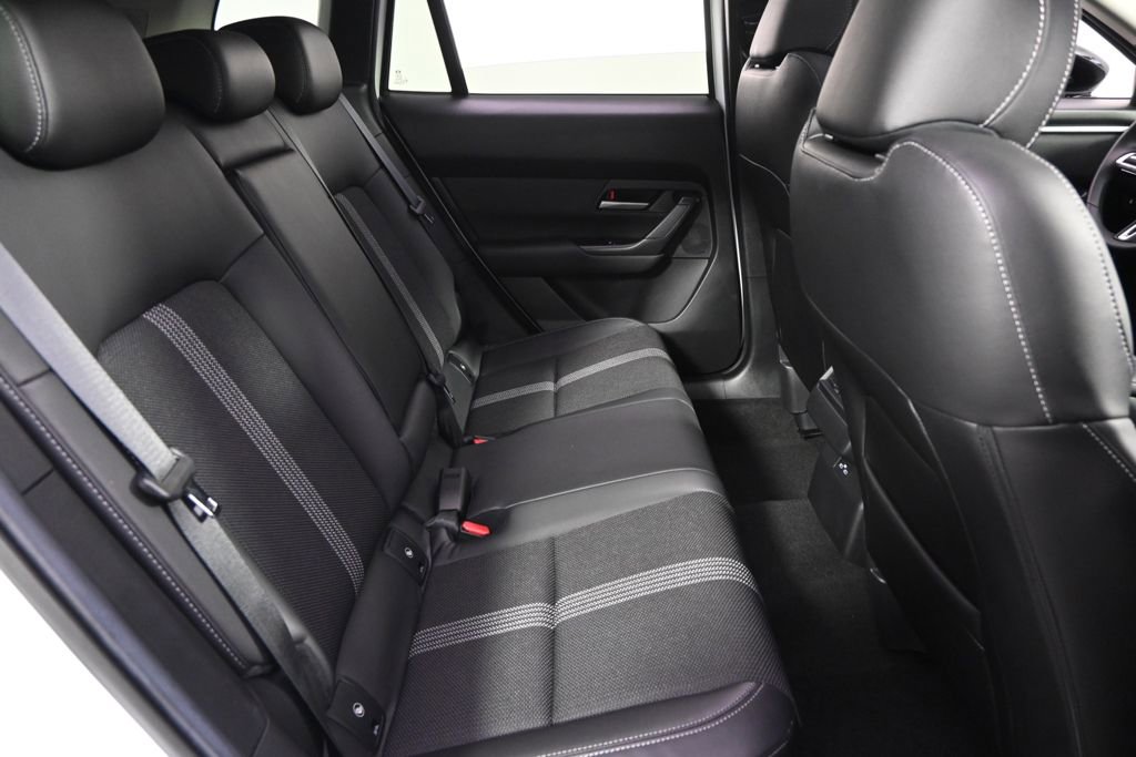 Certified 2025 MAZDA CX-50 AWD 2.5 S w/ Premium Package image 18