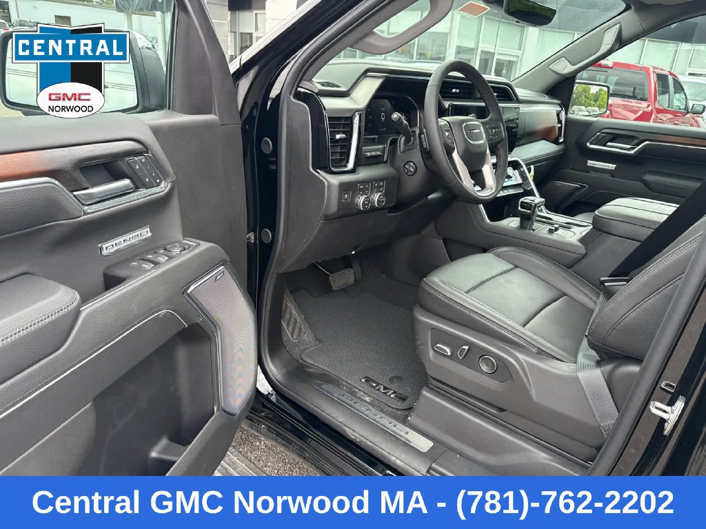 New 2026 GMC Sierra 1500 Denali w/ Technology Package AWD/4WD image 13