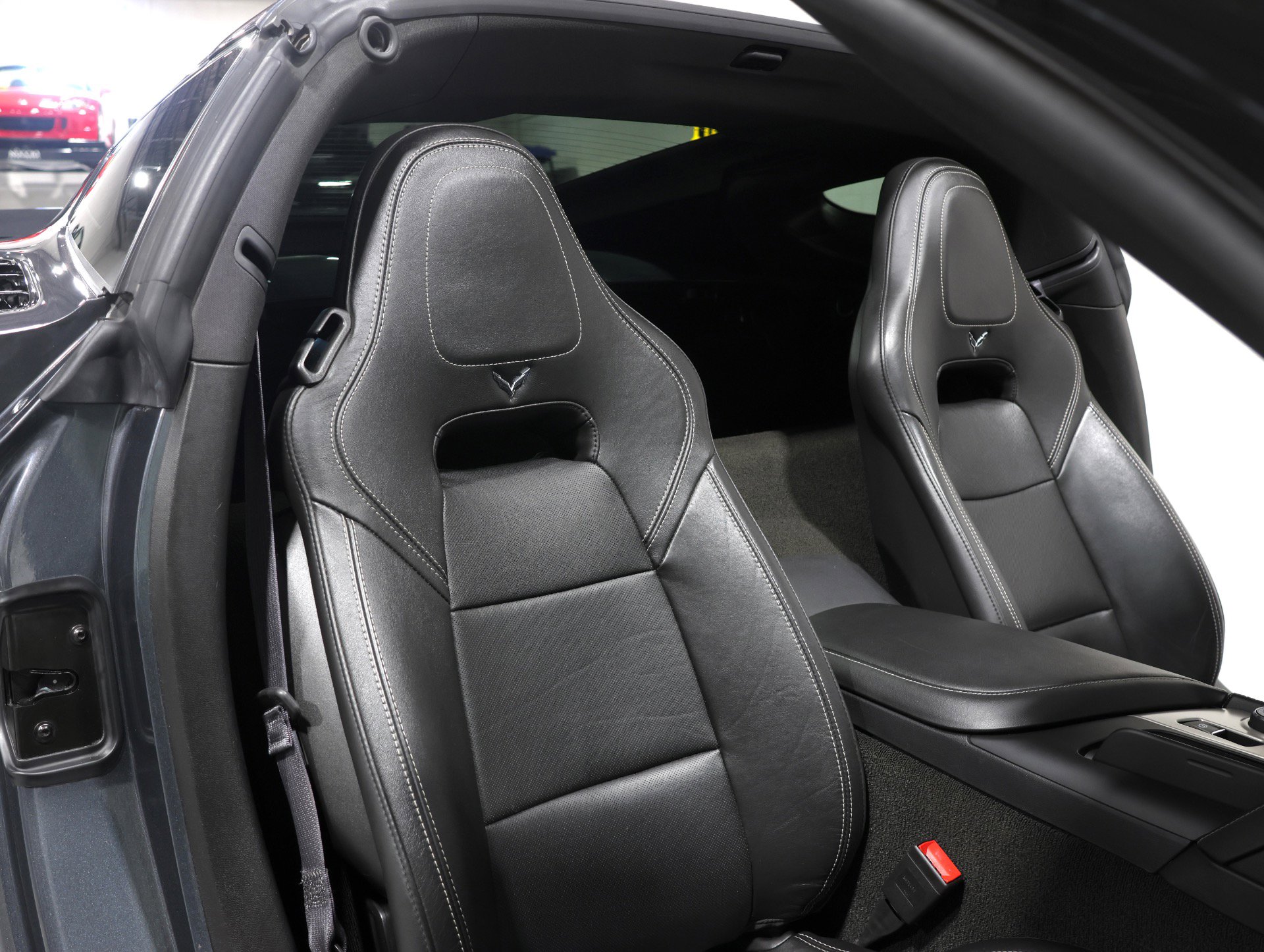 Used 2014 Chevrolet Corvette Stingray Coupe w/ 2LT Preferred Equipment Group image 11