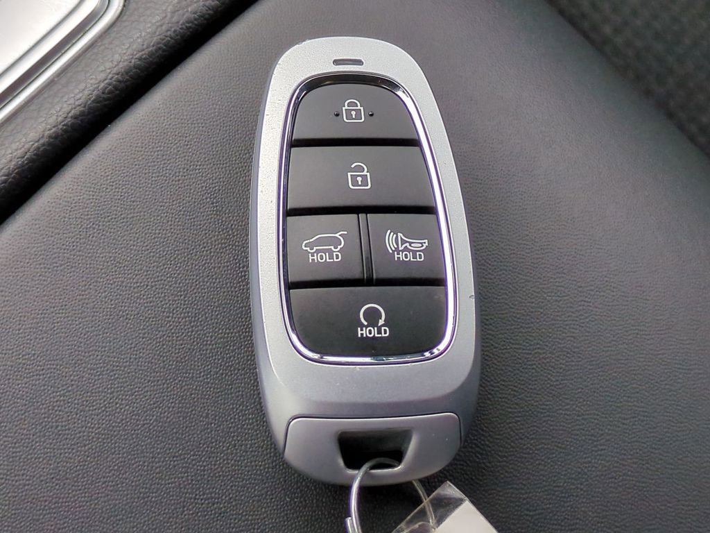 Used 2022 Hyundai Santa Fe XRT w/ Winter Weather Package image 23