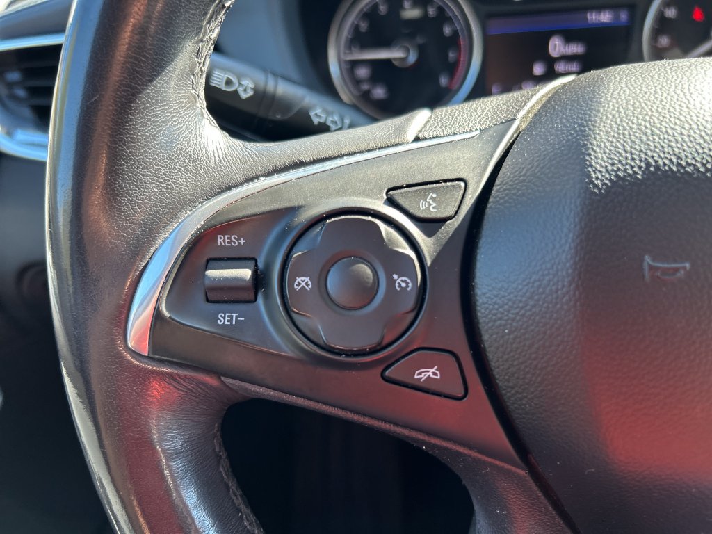 Used 2020 Buick Enclave Essence FWD image 24