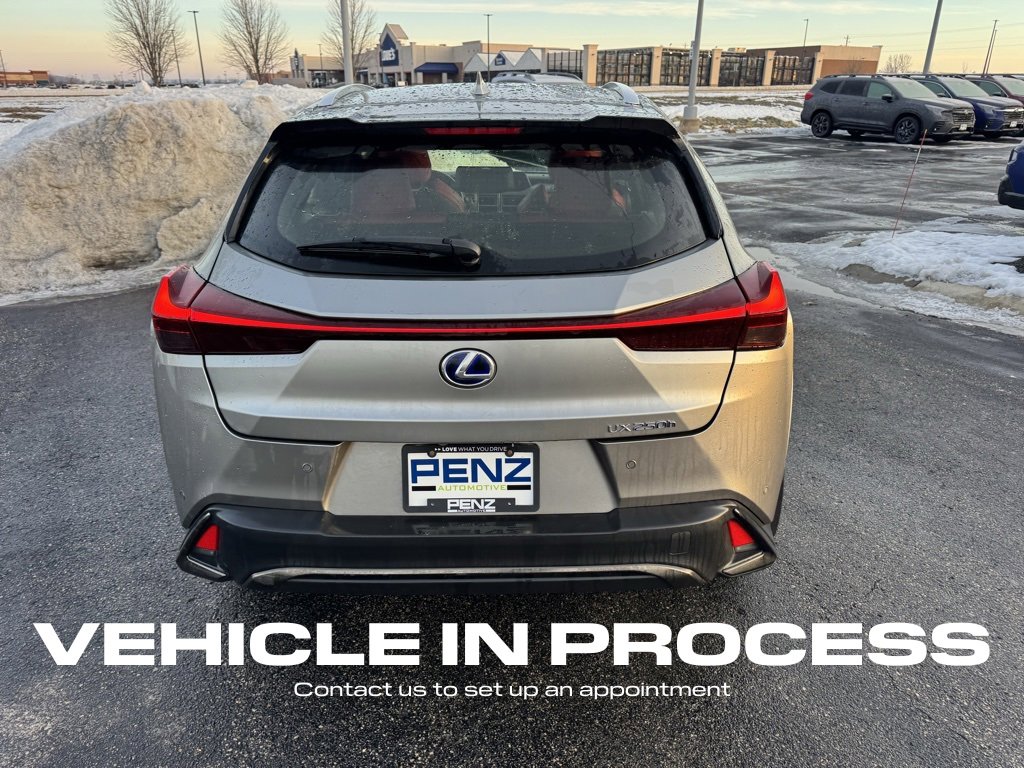 Used 2022 Lexus UX 250h F Sport image 4