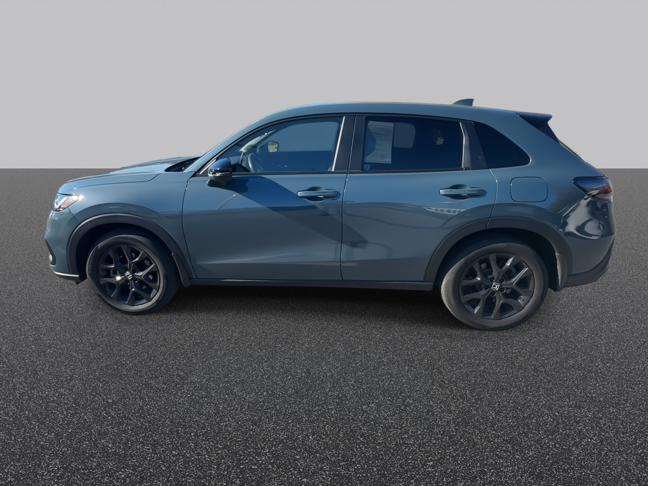 Used 2025 Honda HR-V Sport image 6