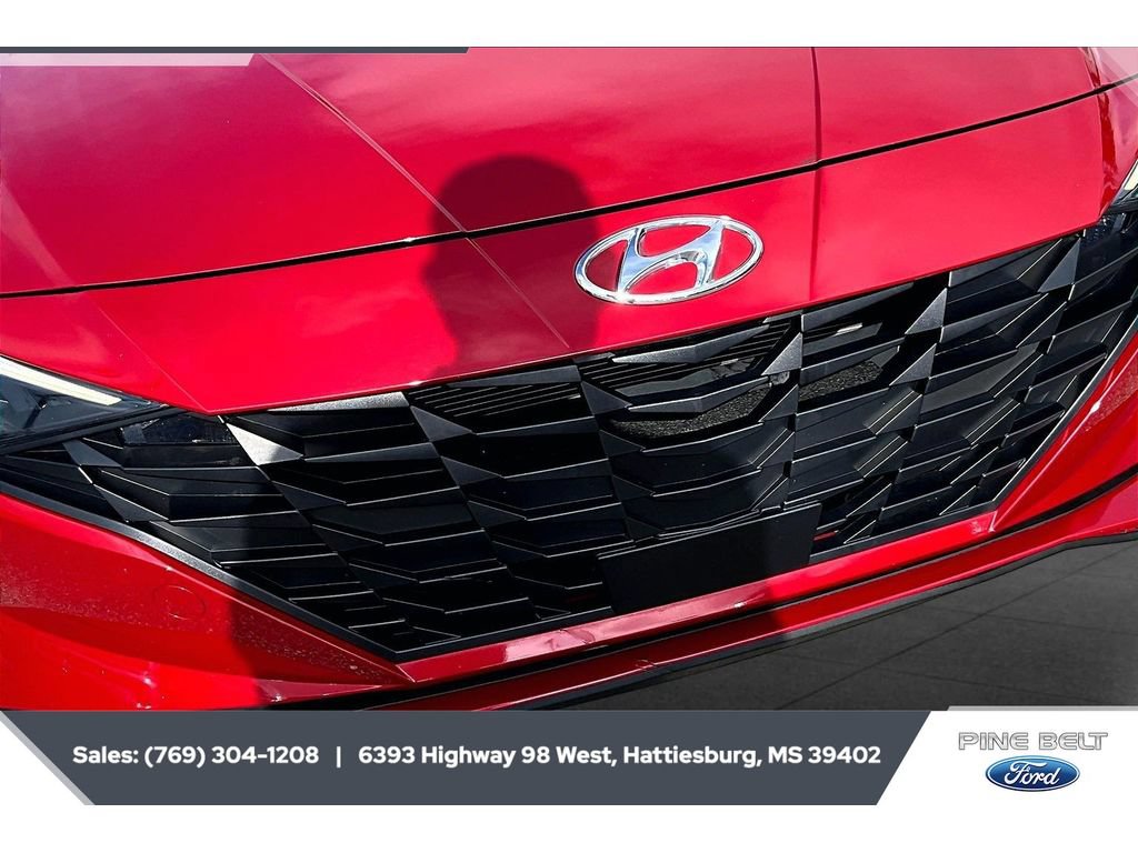 Used 2023 Hyundai Elantra SEL w/ Convenience Package FWD image 24