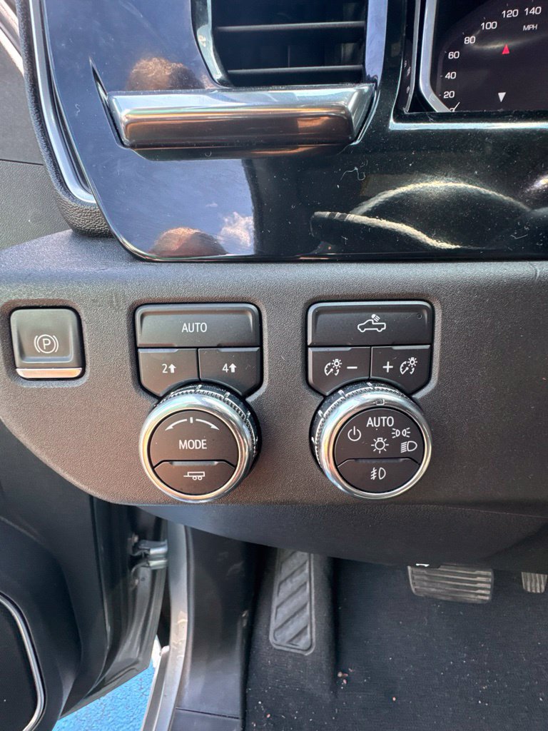 Used 2023 GMC Sierra 1500 Elevation AWD/4WD image 12