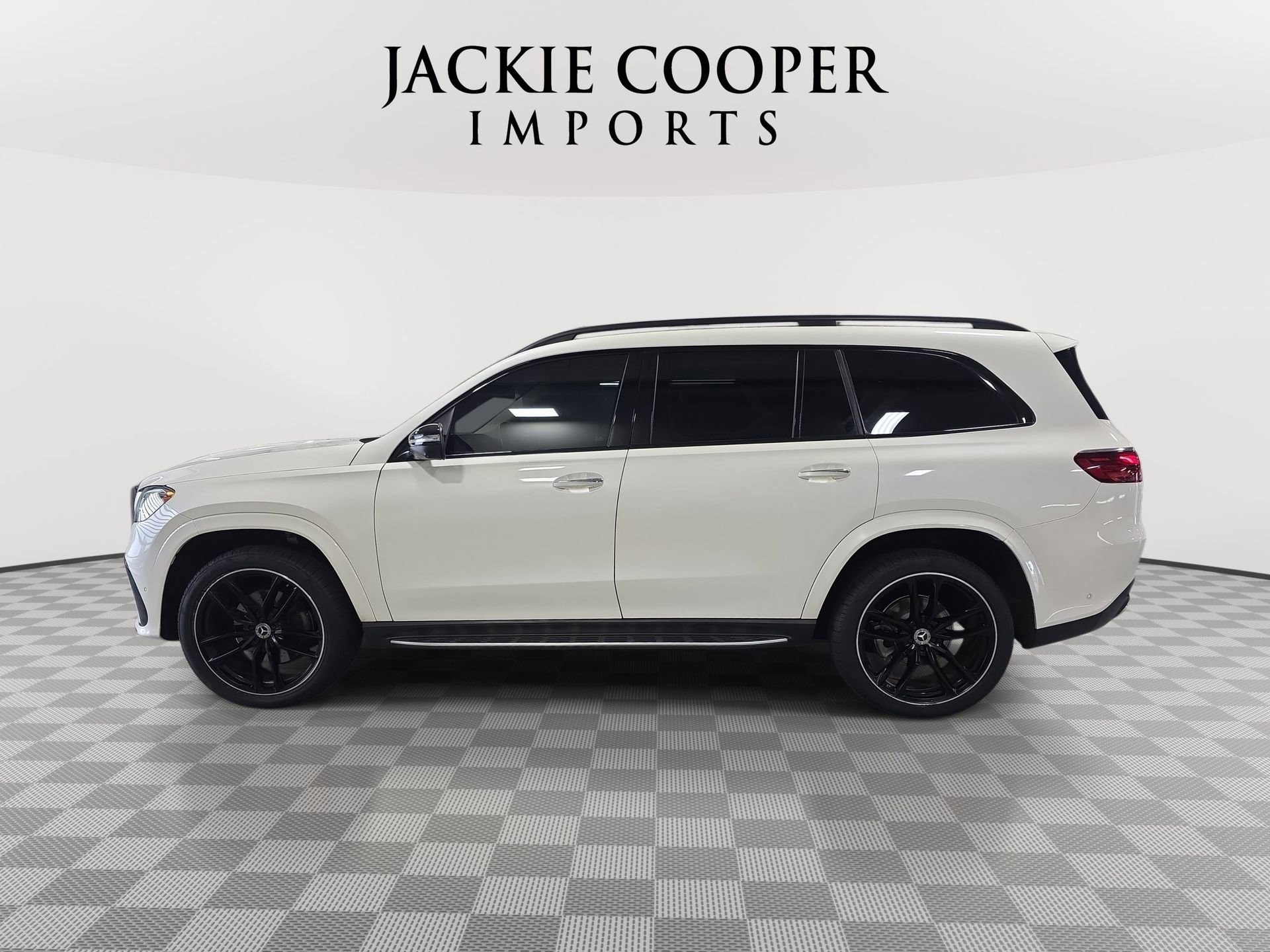 Certified 2024 Mercedes-Benz GLS 580 4MATIC image 8