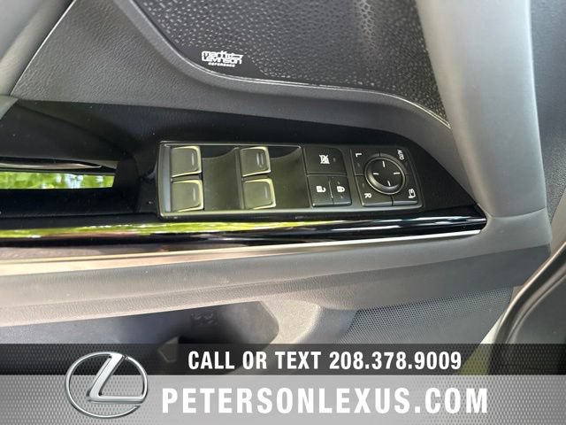 Used 2022 Lexus LX 600 F Sport AWD/4WD image 24