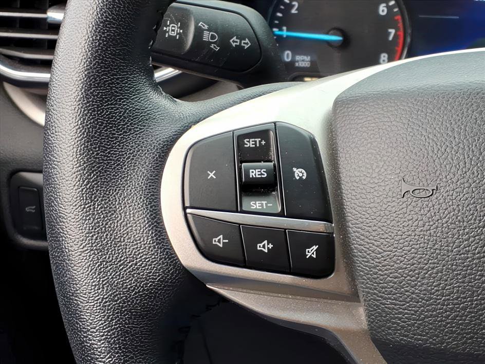 Used 2022 Ford Explorer XLT w/ Equipment Group 202A image 22