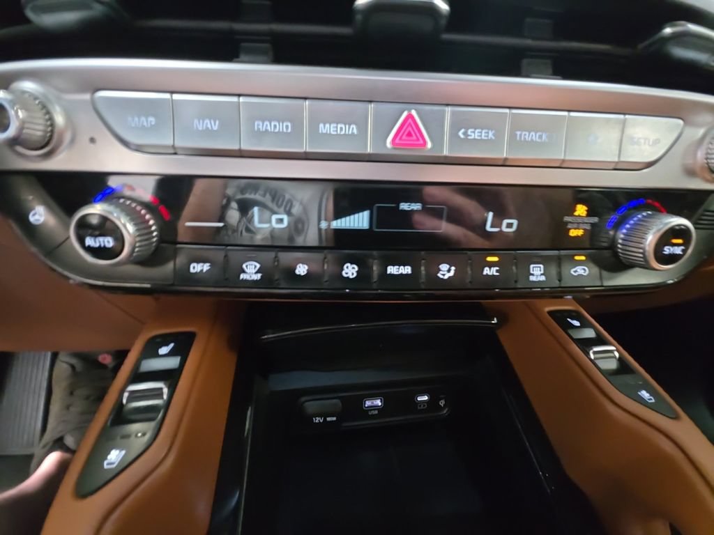 Used 2024 Kia Telluride EX X-Line AWD/4WD image 17