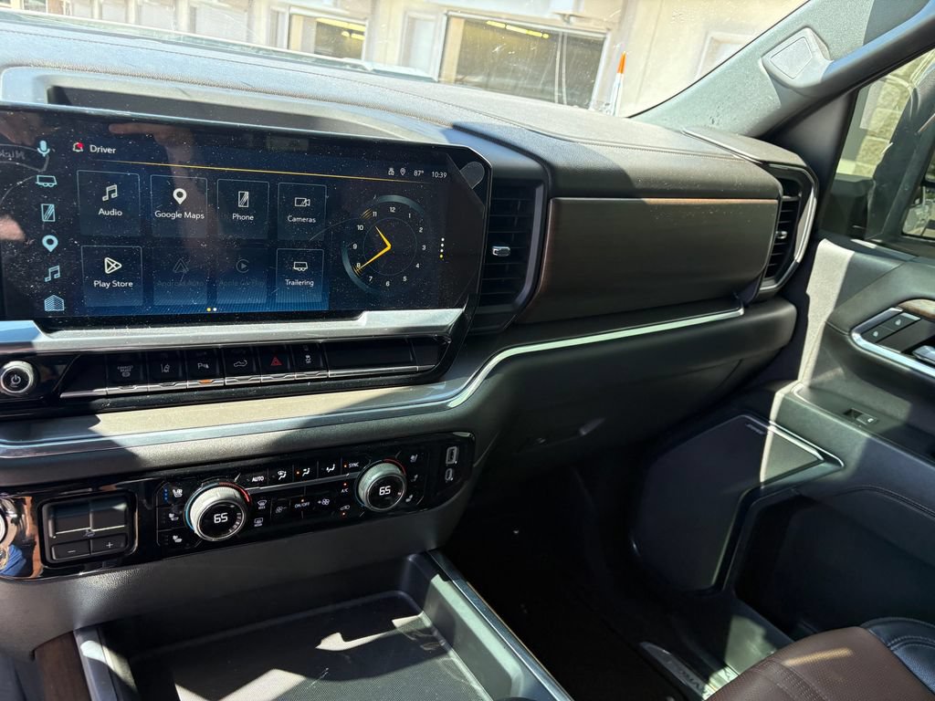 Used 2024 Chevrolet Silverado 2500 High Country w/ High Country Premium Package AWD/4WD image 21