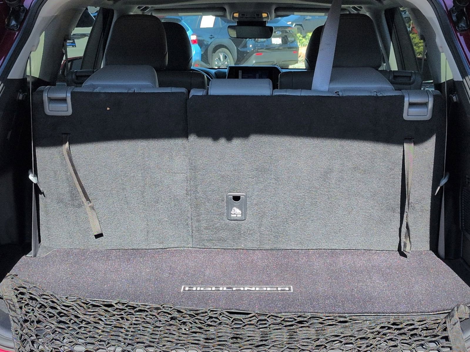 Used 2023 Toyota Highlander XLE image 34