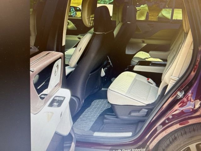 Used 2022 Lincoln Aviator Black Label Grand Touring AWD/4WD image 8