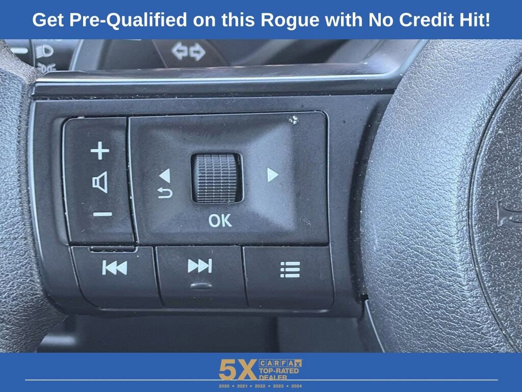 Used 2024 Nissan Rogue S image 21