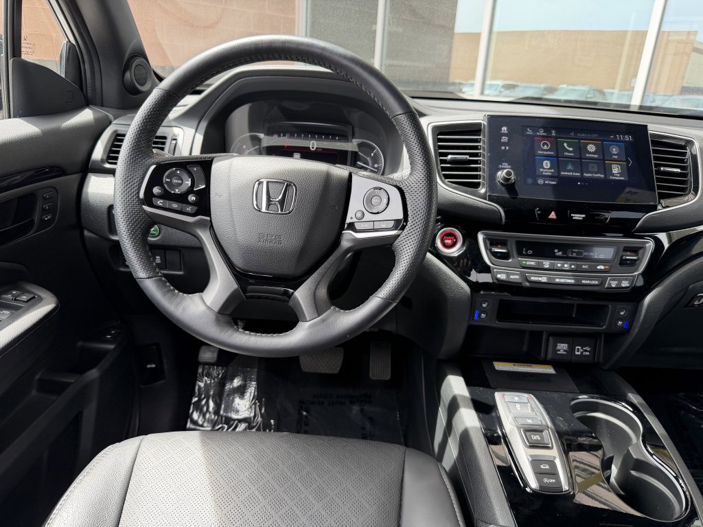 Used 2023 Honda Passport Elite image 16