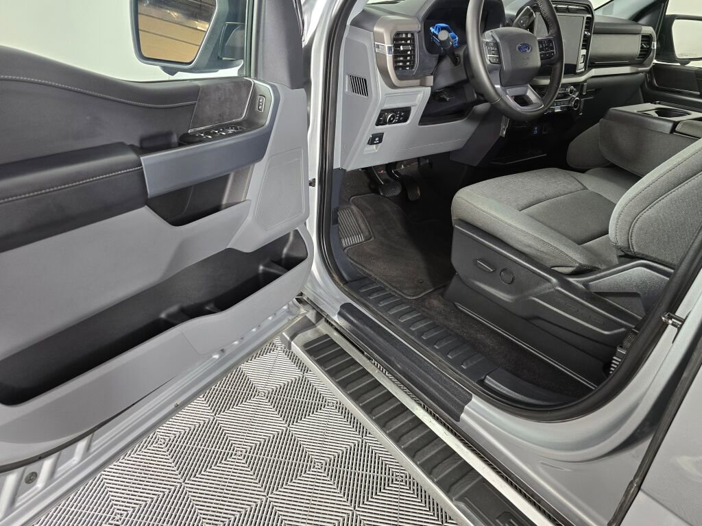 Used 2024 Ford F150 XLT w/ Tow/Haul Package image 17