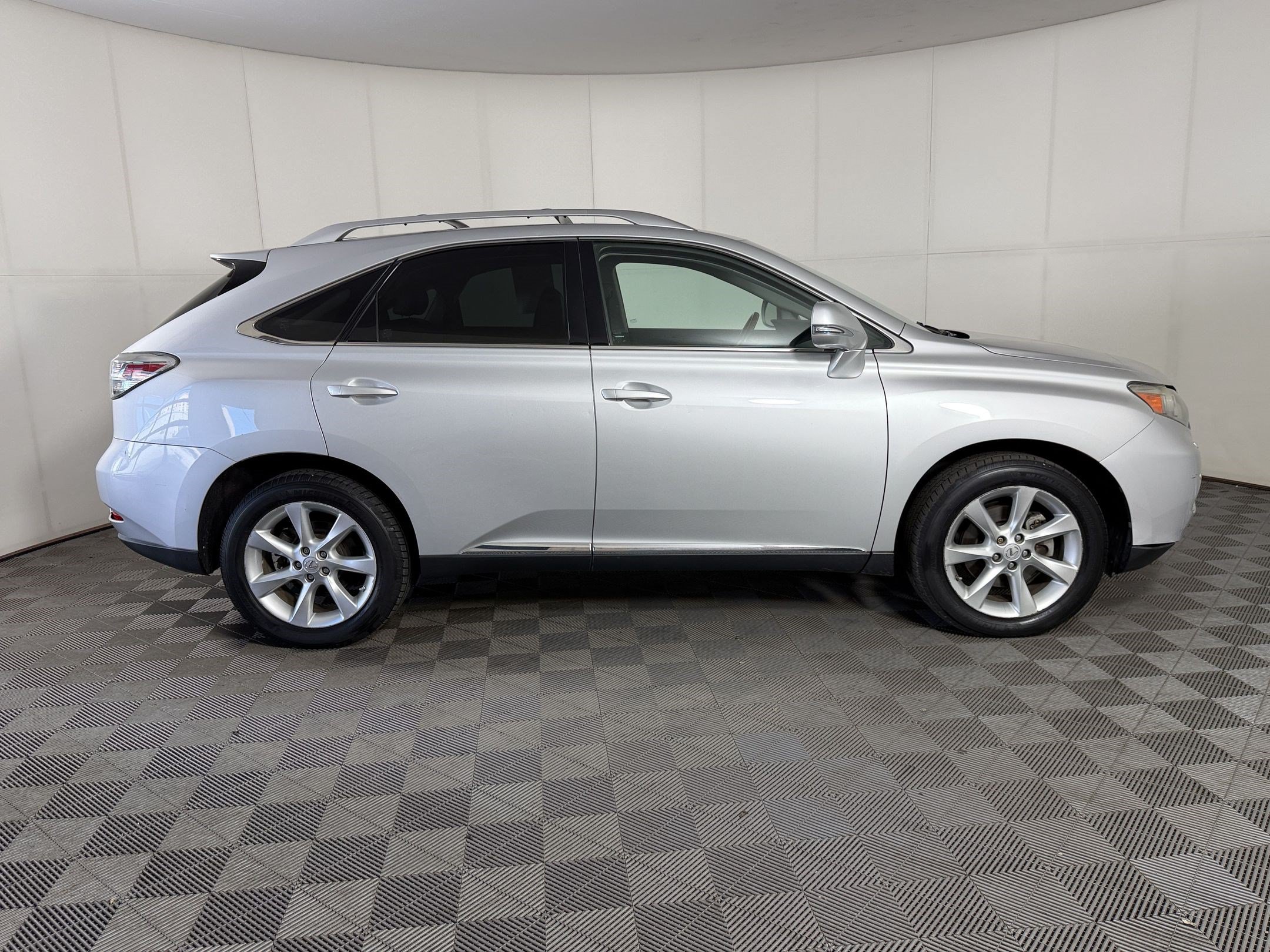 Used 2012 Lexus RX 350 AWD w/ Luxury Pkg image 8