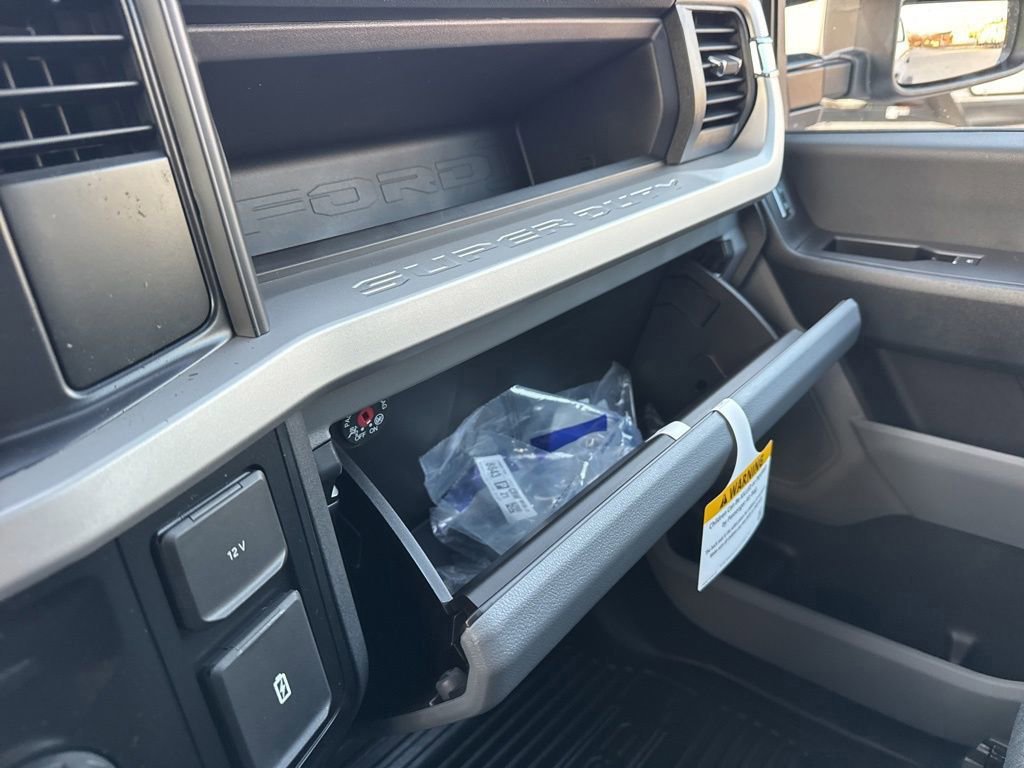 New 2026 Ford F350 XL w/ XL Chrome Package image 38