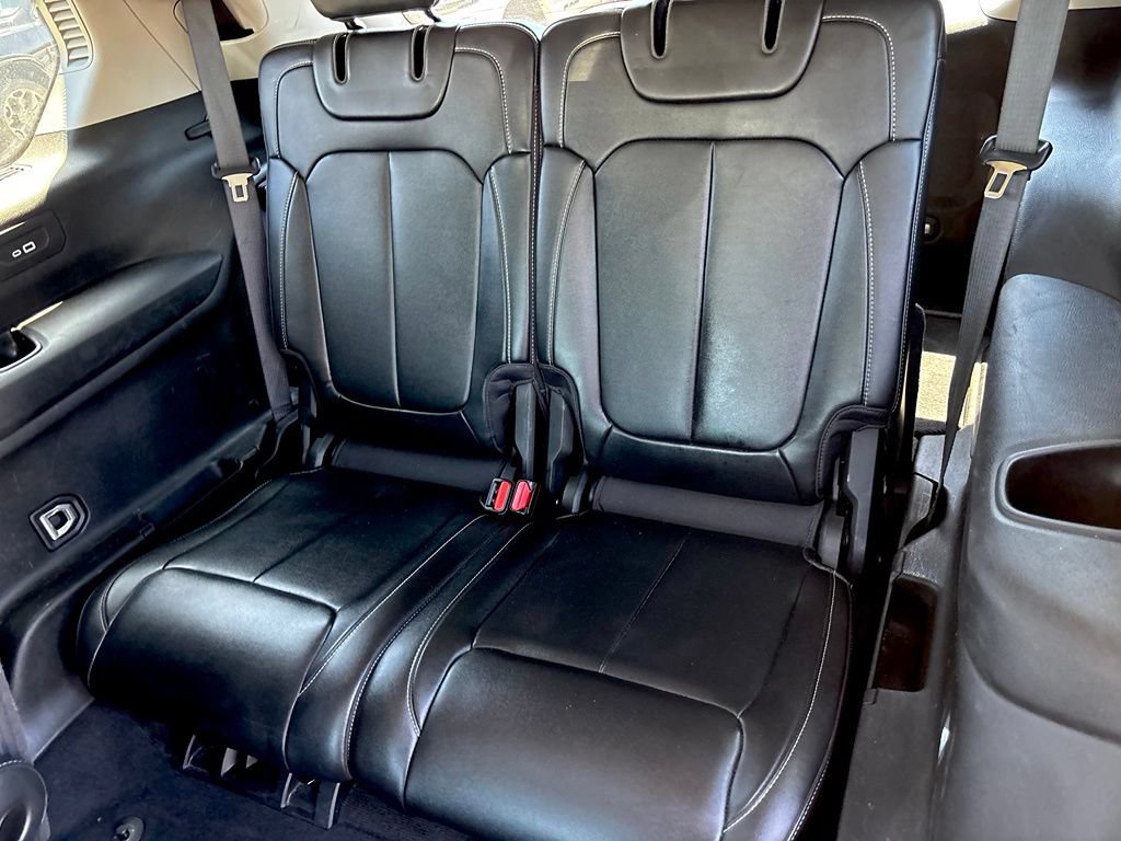 Used 2022 Jeep Grand Cherokee L Limited RWD image 11
