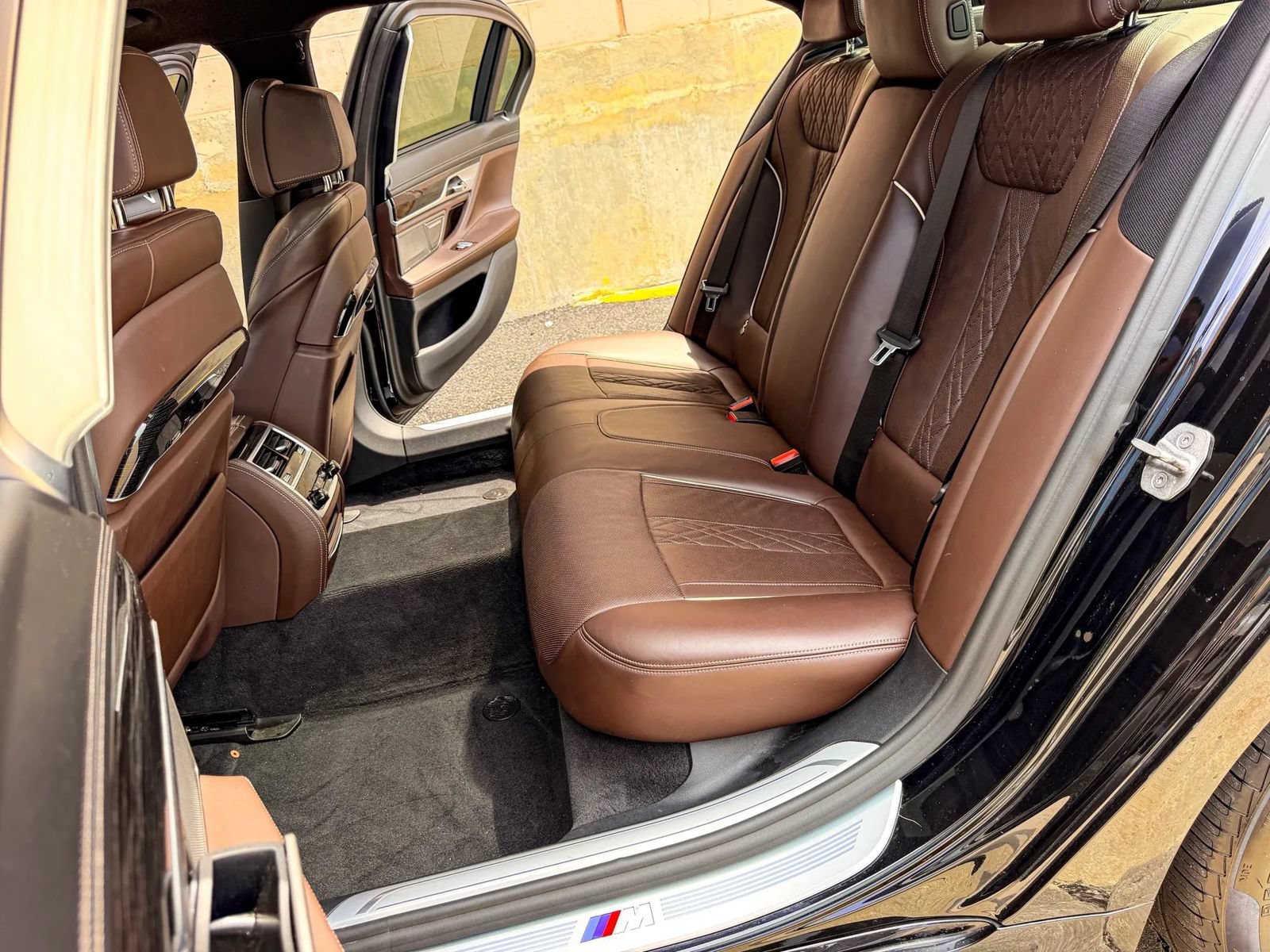 Used 2018 BMW ALPINA B7 xDrive AWD/4WD image 27