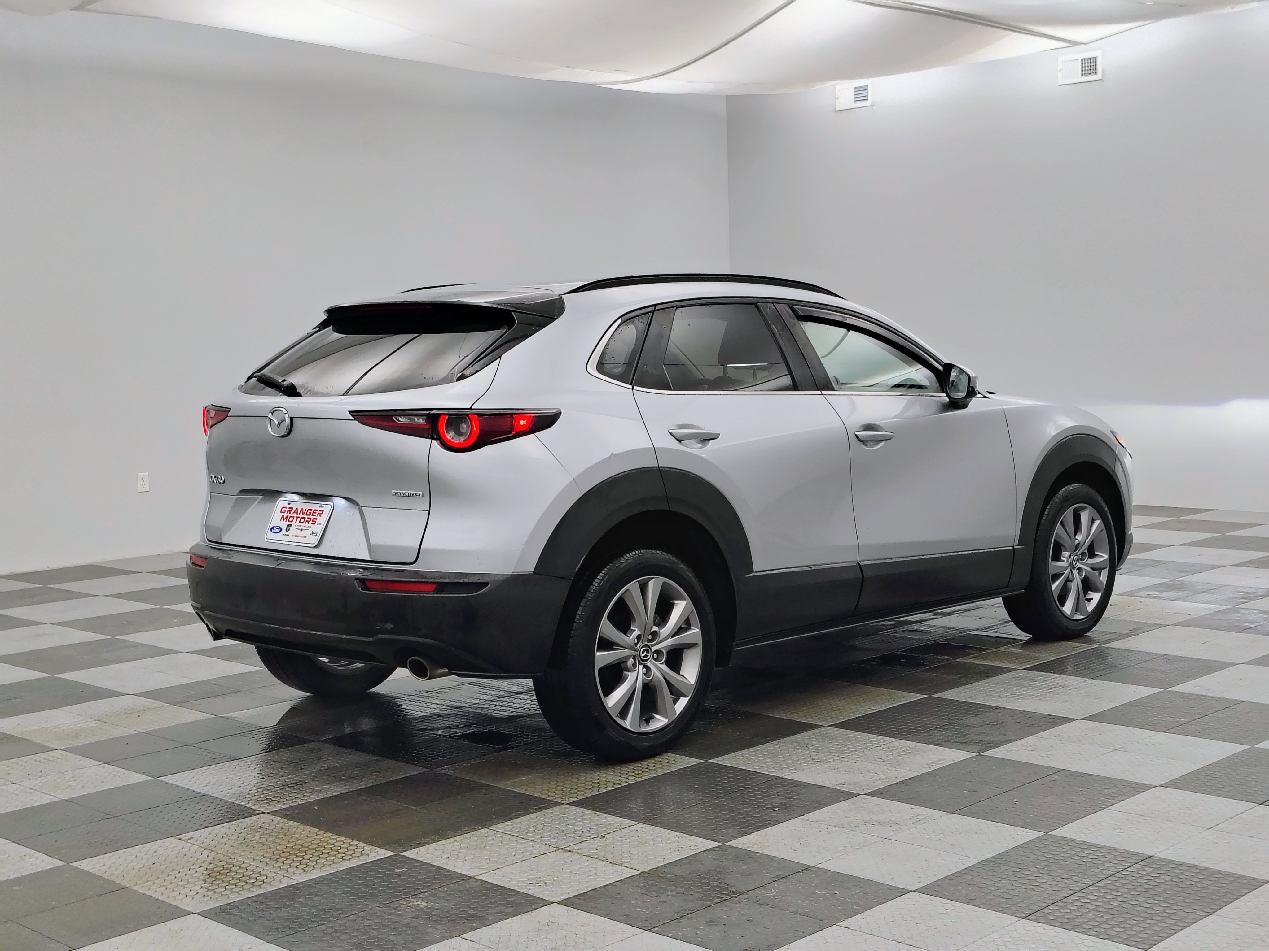 Used 2020 MAZDA CX-30 FWD w/ Select Package image 10