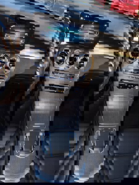 Used 2021 Mercedes-Benz GLC 300 4MATIC image 44