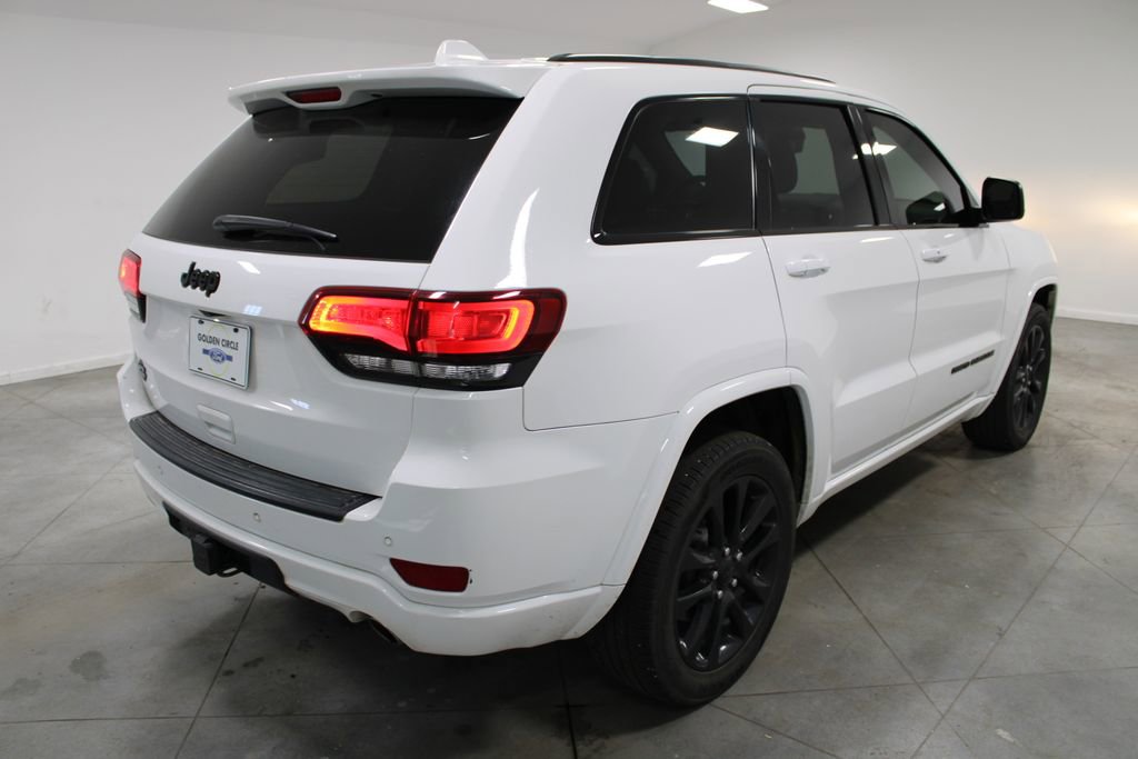 Used 2020 Jeep Grand Cherokee Altitude image 9