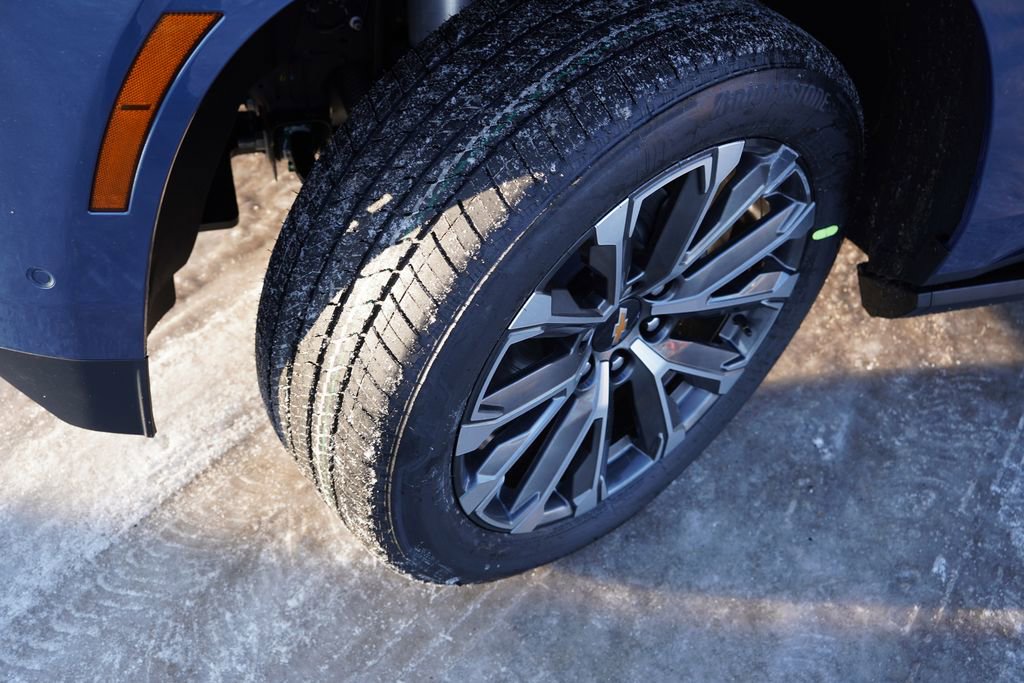 New 2026 Chevrolet Suburban High Country image 9