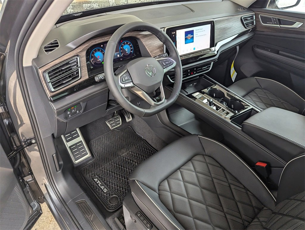 New 2025 Volkswagen Atlas SEL Premium R-Line image 11
