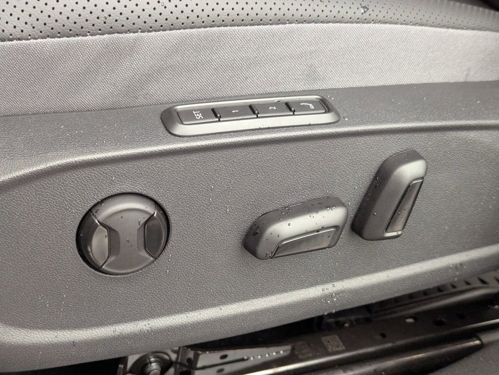 New 2026 Volkswagen ID.4 Pro S image 26