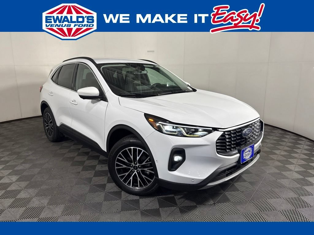 Used 2023 Ford Escape SE w/ PHEV Premium Package FWD image 1
