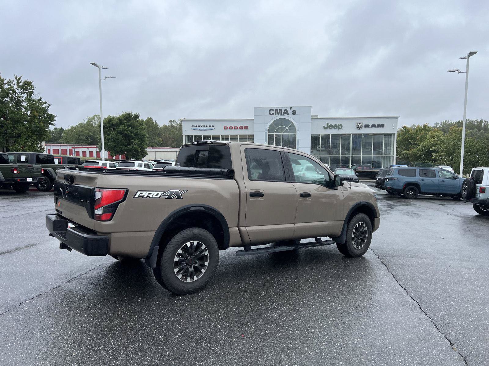 Used 2020 Nissan Titan PRO-4X w/ Pro-4x Utility Package AWD/4WD image 5