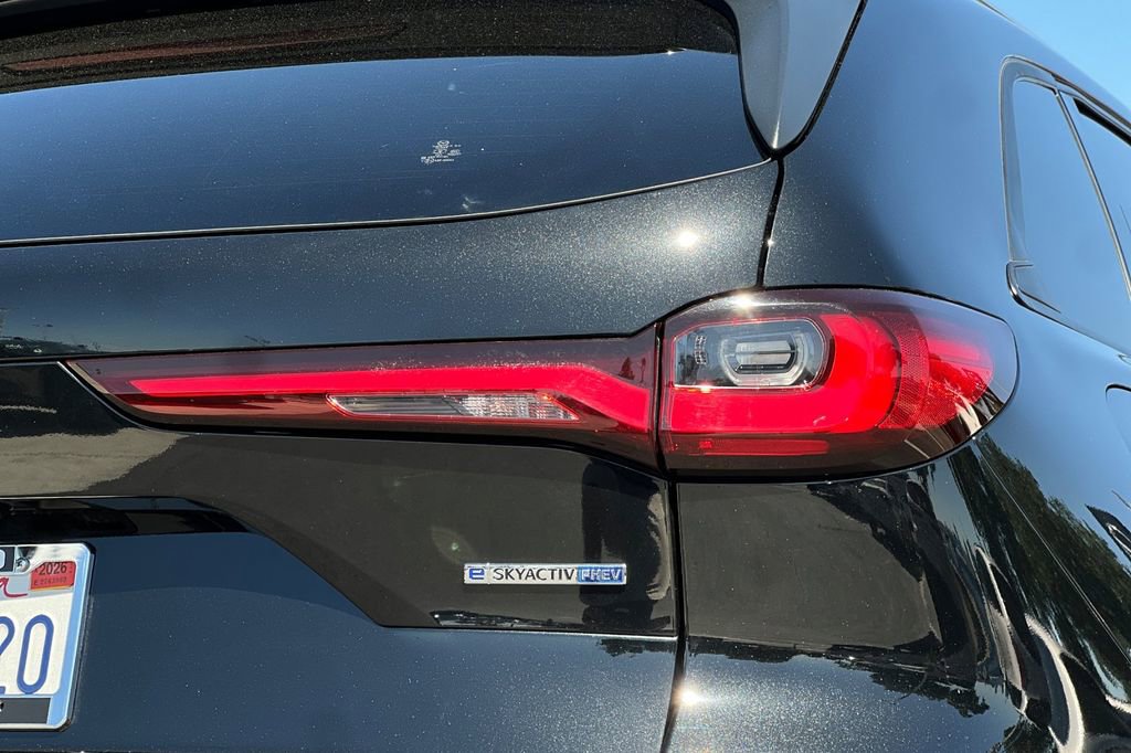 Certified 2024 MAZDA CX-90 Plug-In Hybrid w/ Preferred image 33
