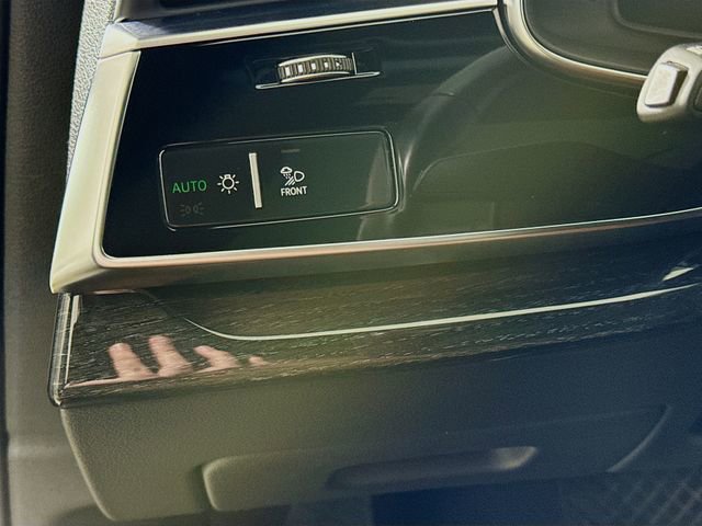 Used 2021 Audi Q7 3.0T Prestige w/ Prestige Package image 10