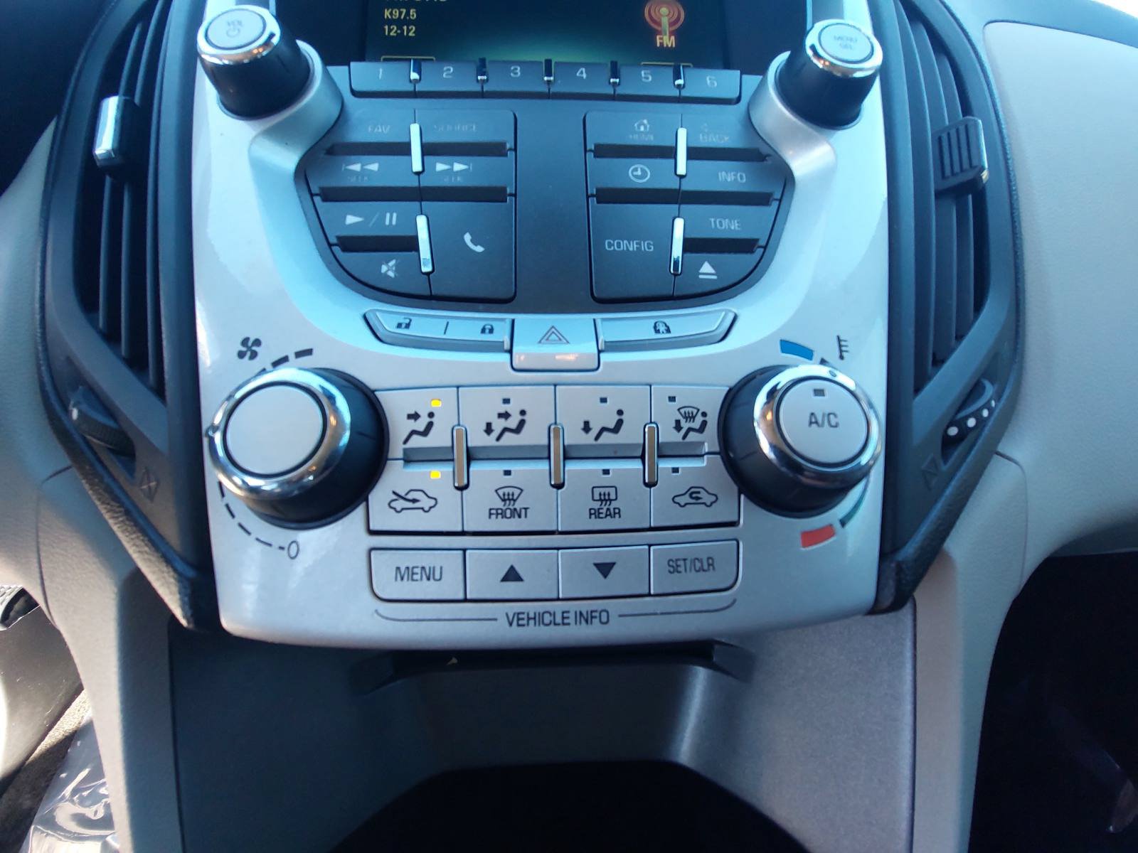 Used 2015 Chevrolet Equinox LT w/ Driver Convenience Package FWD image 20
