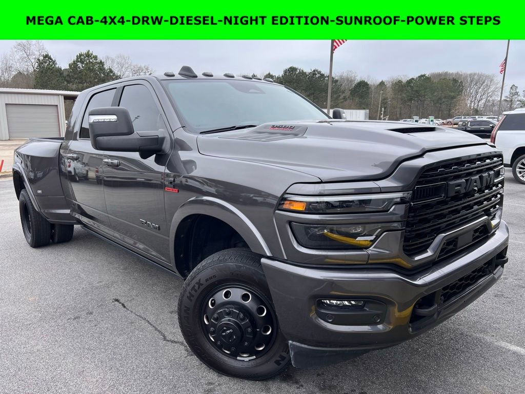 Used 2025 RAM 3500 Limited image 1