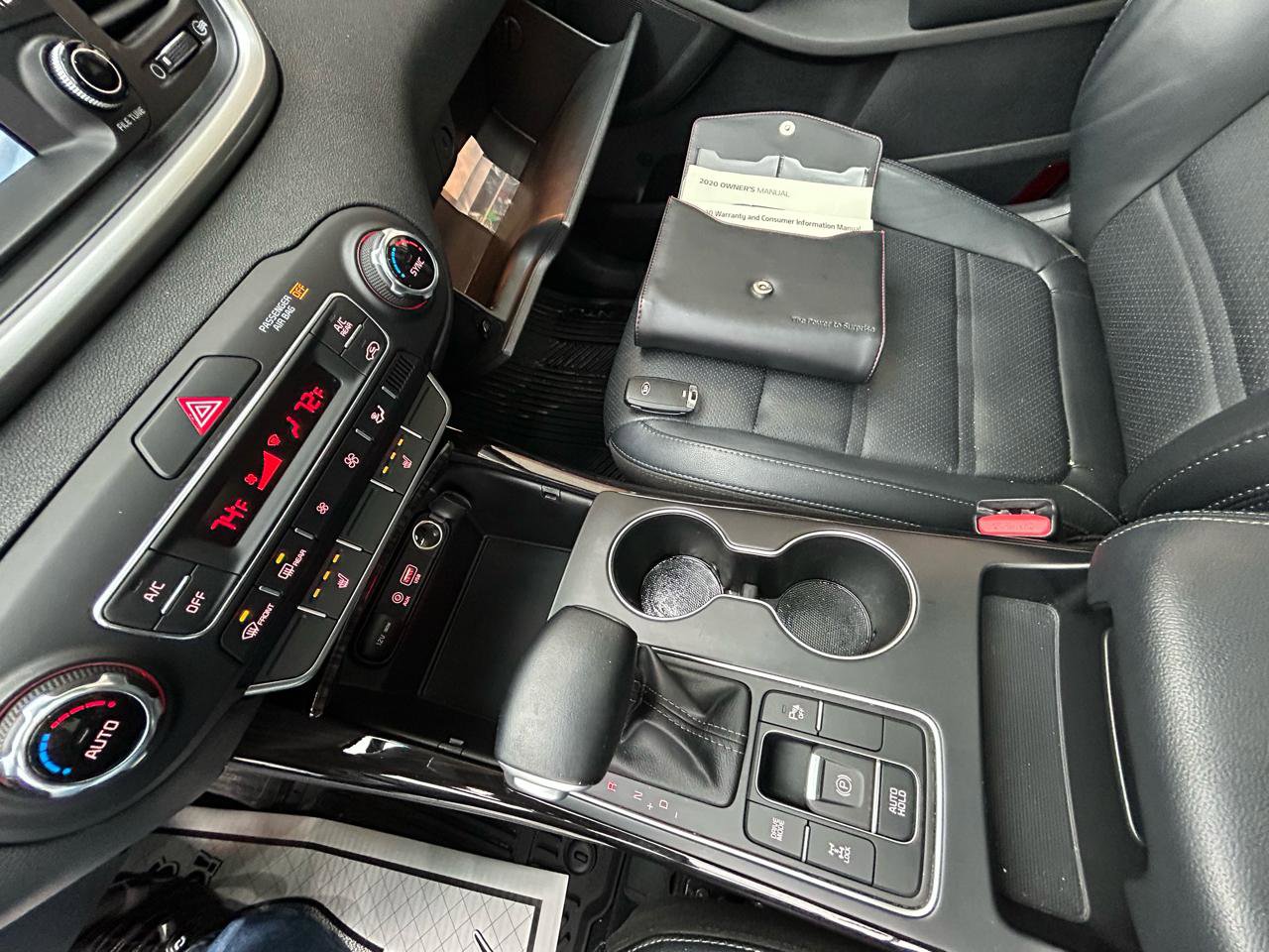 Used 2020 Kia Sorento EX image 15