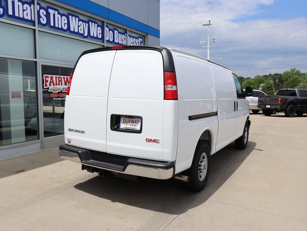 New 2026 GMC Savana 2500 w/ Enhanced Convenience Package RWD image 3