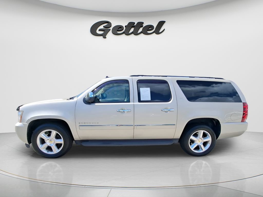 Used 2013 Chevrolet Suburban LTZ image 3