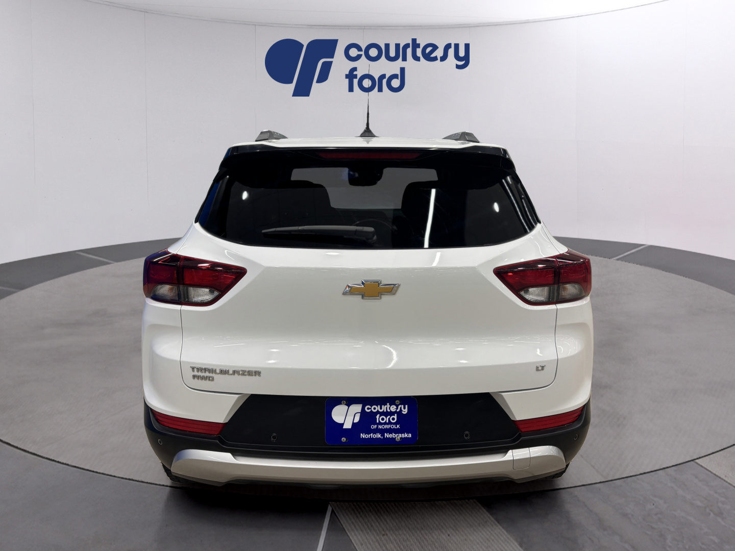 Used 2025 Chevrolet TrailBlazer LT w/ LT Cold Weather Package AWD/4WD image 6